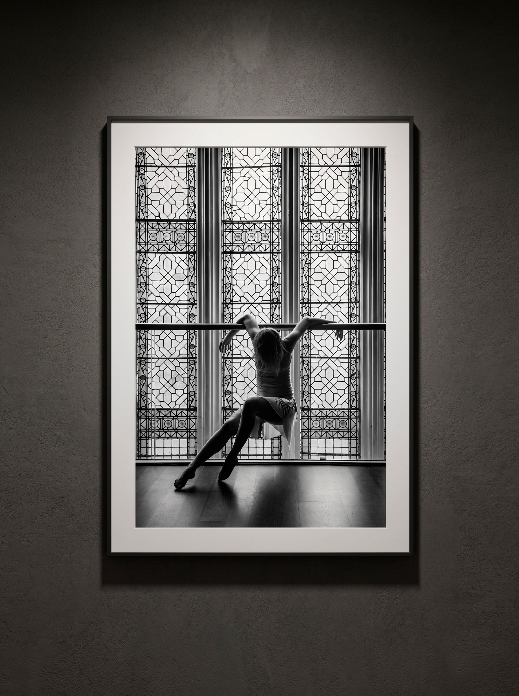 "Suspensión" — Serie Entre Sombras y Puntillas — Anna Jurkovska