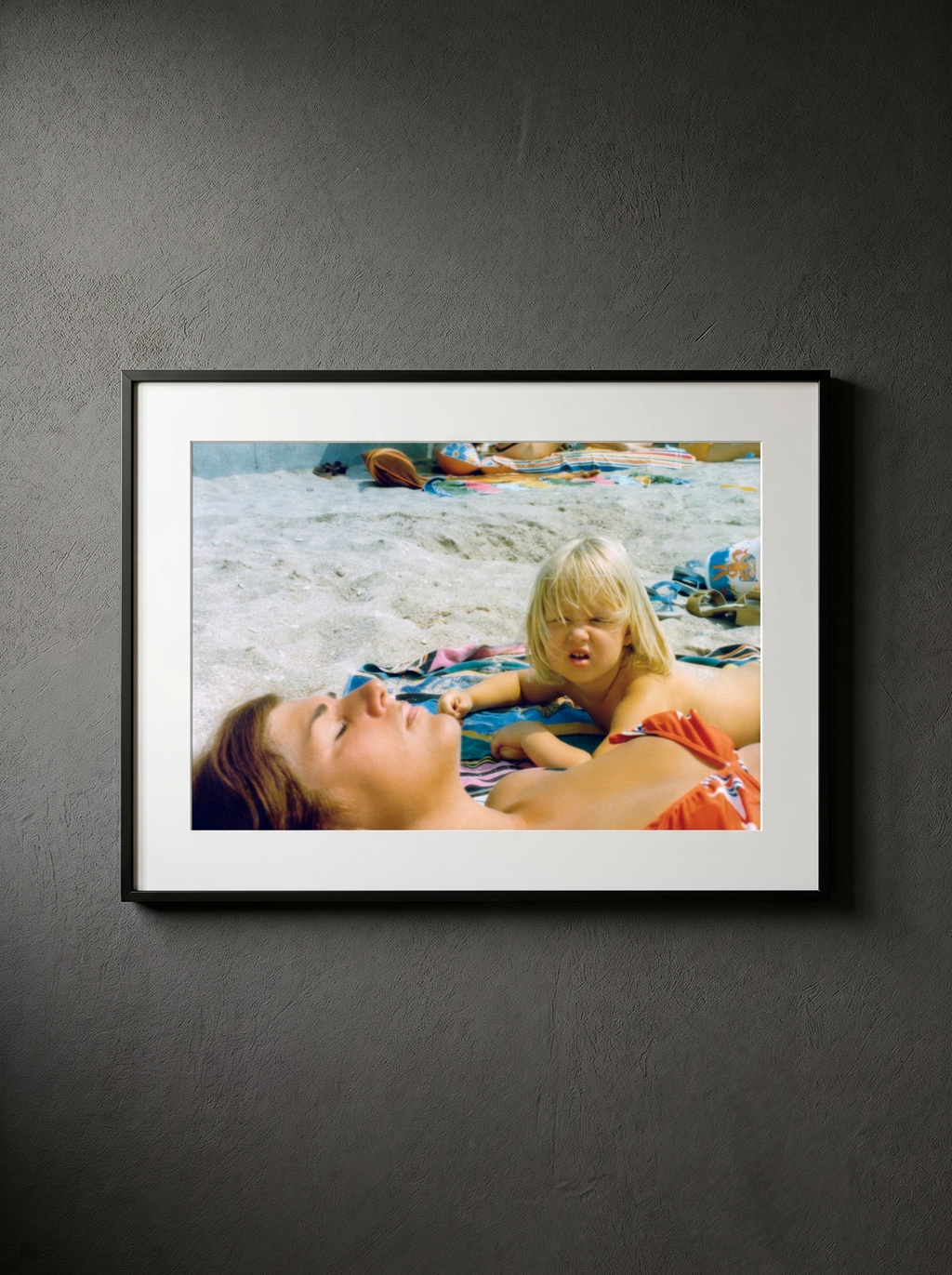 "Verano Infinito" — Clara Voss