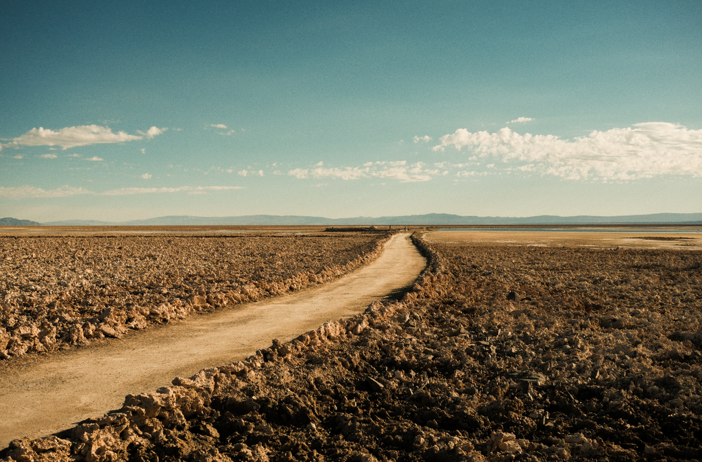 "Camino Blanco" — Serie Geografía en Silencio — Caio Nery