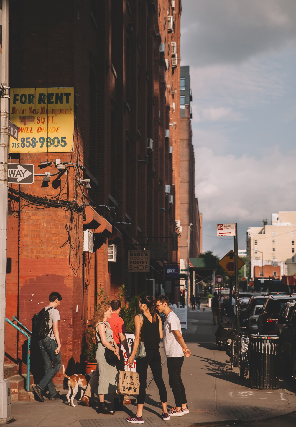 “Charla en la Esquina de Front Street” — Serie Brooklyn Documental — Mateo Rinaldi